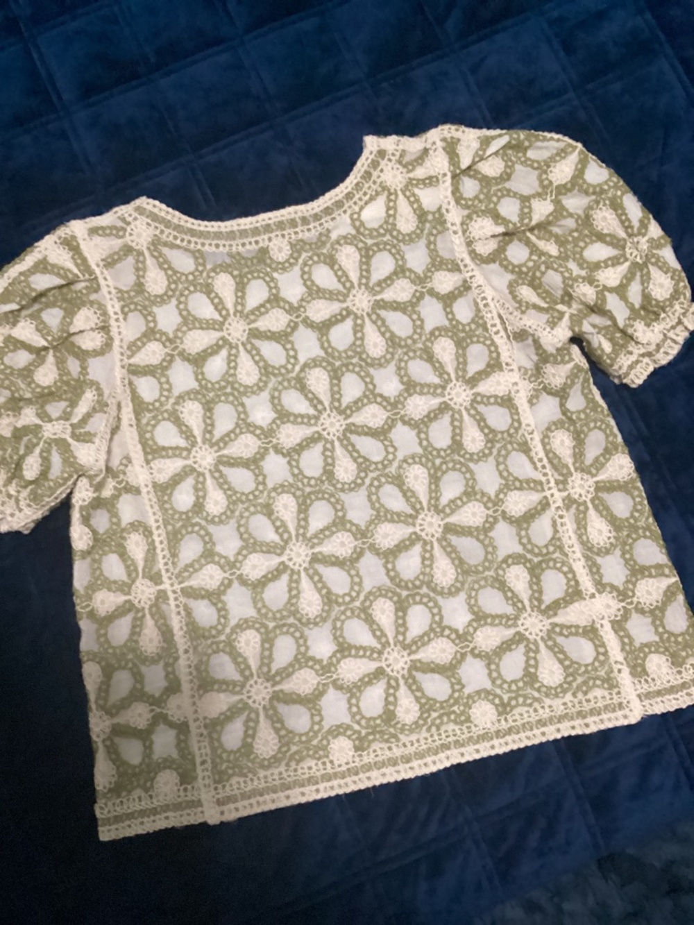 Solitaire Blouse - Picture 3 of 3